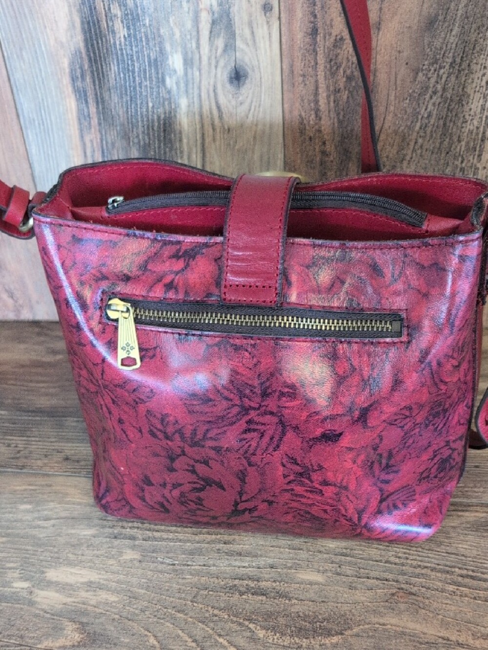 Patricia Nash Irving Leather Floral Etched Rose Crossbody M397 - Picture 6 of 16
